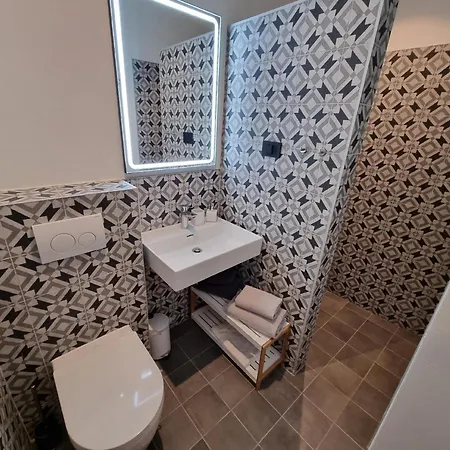 Studio Fur 3 Personen Ca 35 Qm In Crikvenica, Kvarner Bucht Und Umgebung * 茨里克韦尼察